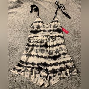 Xhilaration Black and White Tie-Dye Romper - Size Medium